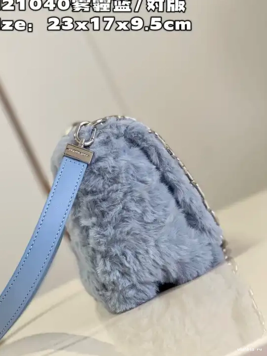 WIS LOUIS MM TWIST VUITTON 0704